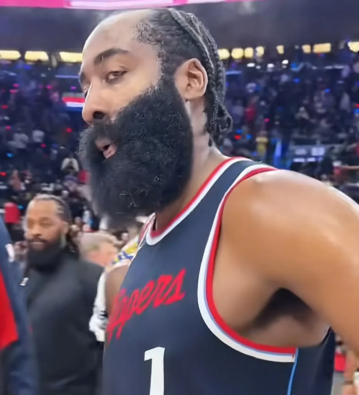 包含重返赛场引发热议！，哈登在日本队比赛中大比分获胜气势如虹延续的词条九游游戏平台